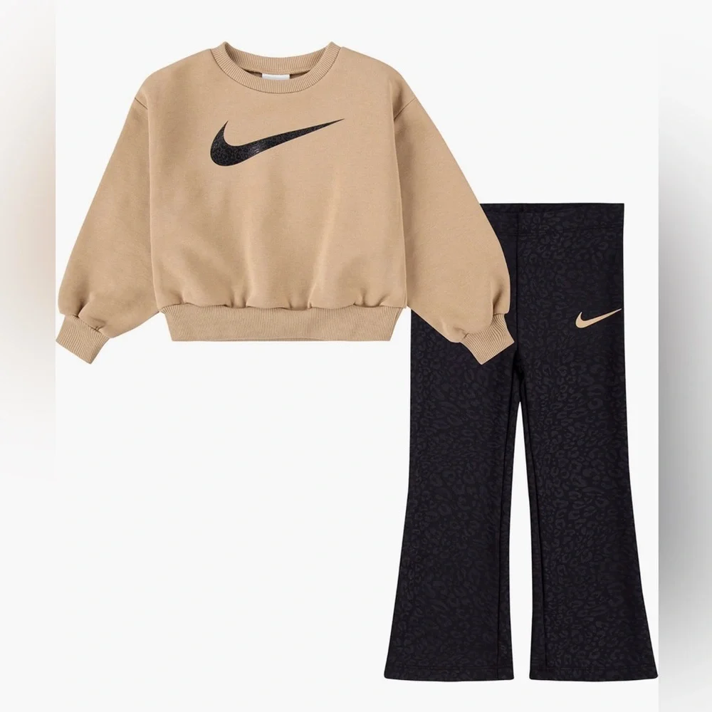 Nike Crewneck Sweatshirt & Black Leopard Flare Pants Set Girls Size 4T NWT